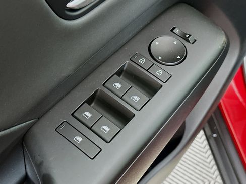 New 2026 Hyundai Kona SEL Premium image 17