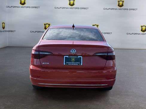 Used 2020 Volkswagen Jetta SE w/ SE Cold Weather Package image 4