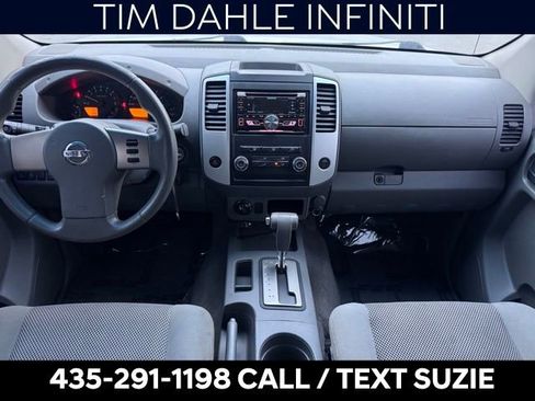 Used 2009 Nissan Frontier SE w/ SE Value Truck Pkg image 2