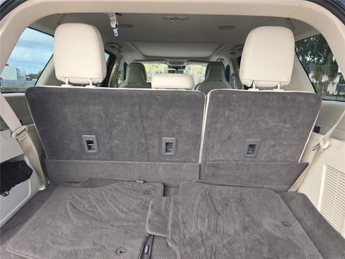 Used 2018 Lincoln Navigator Reserve w/ Technology Package image 12