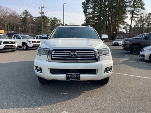 Used 2018 Toyota Sequoia Platinum image 4