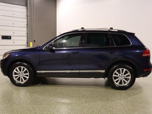 Used 2013 Volkswagen Touareg VR6 AWD/4WD image 5