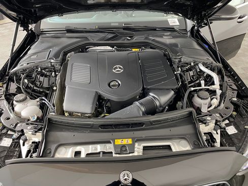 Used 2026 Mercedes-Benz C 300 4MATIC Sedan image 31