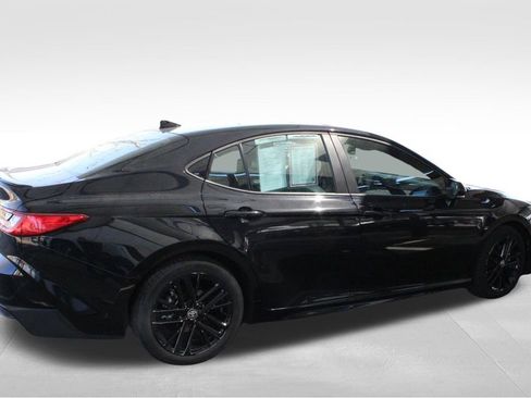 Certified 2025 Toyota Camry SE image 17