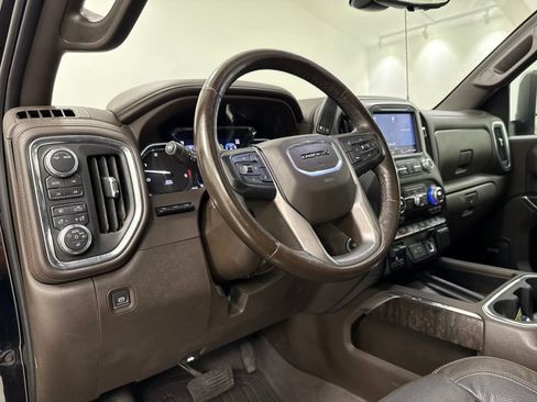 Used 2023 GMC Sierra 2500 Denali w/ Denali Ultimate Package AWD/4WD image 17