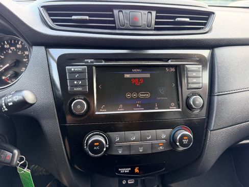 Used 2020 Nissan Rogue S AWD/4WD image 34