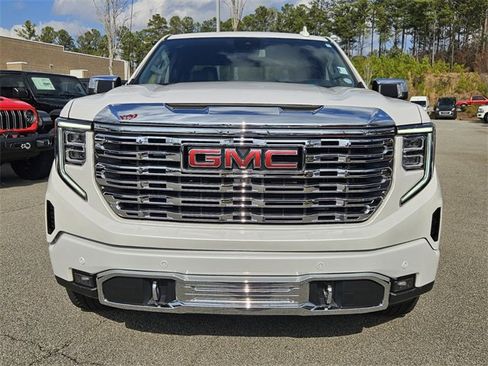 Used 2025 GMC Sierra 1500 Denali image 2