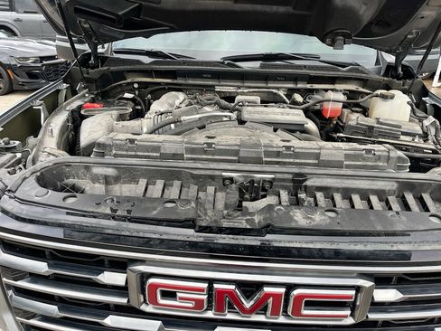 Used 2025 GMC Sierra 2500 AT4 w/ AT4 Premium Plus Package image 32