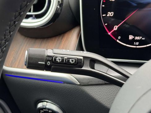 Certified 2025 Mercedes-Benz GLC 300 4MATIC image 22