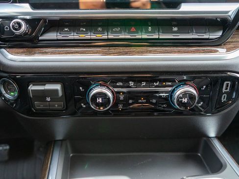 New 2026 GMC Sierra 1500 Elevation w/ Elevation Premium Package image 25