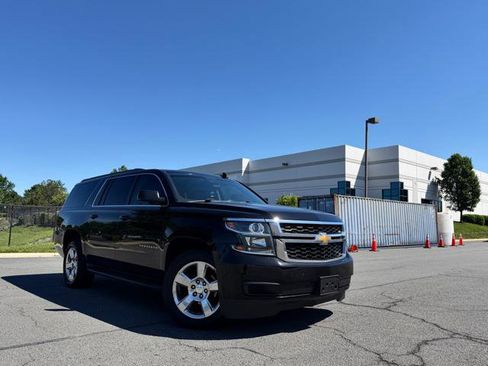 Used 2015 Chevrolet Suburban LT AWD/4WD image 2