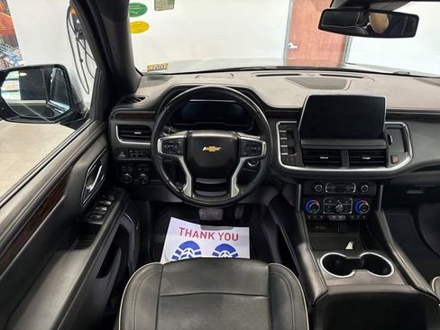 Used 2023 Chevrolet Suburban Premier AWD/4WD image 43