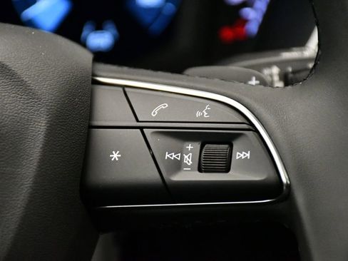 Certified 2025 Audi Q3 2.0T Premium Plus w/ Premium Plus Package image 25