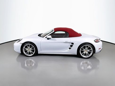 Certified 2024 Porsche 718 Boxster image 2