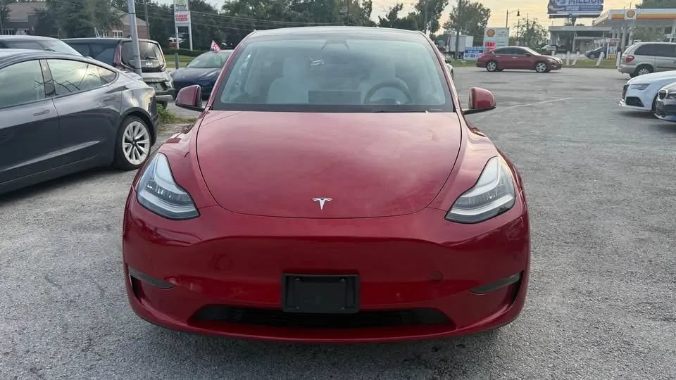 Used 2021 Tesla Model Y 2WD image 4