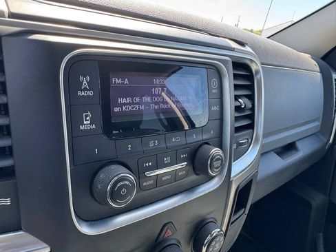 Used 2013 RAM 1500 Classic SLT AWD/4WD image 2
