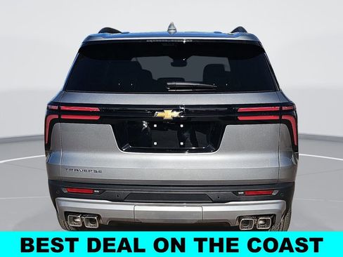 New 2026 Chevrolet Traverse LT w/ Sun and Wheel Package FWD image 4
