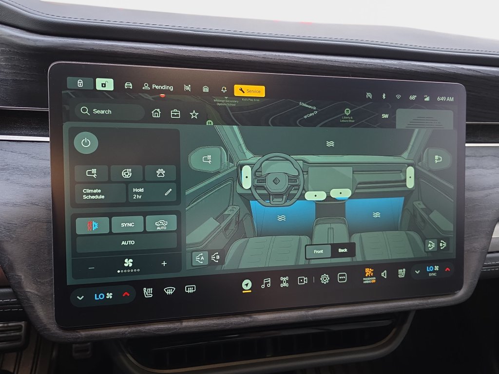 Used 2022 Rivian R1T Adventure AWD/4WD image 26
