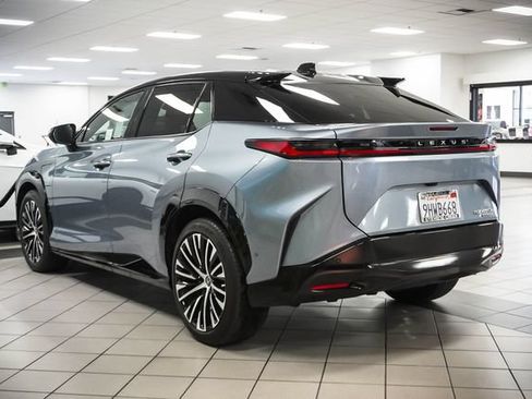 Certified 2023 Lexus RZ 450e Premium w/ Accessory Package (P5) AWD/4WD image 8
