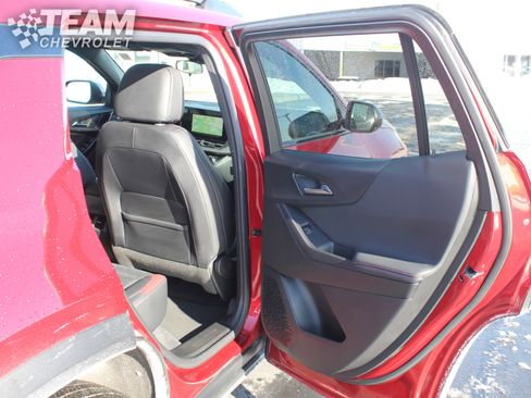 Certified 2025 Chevrolet Equinox RS image 23