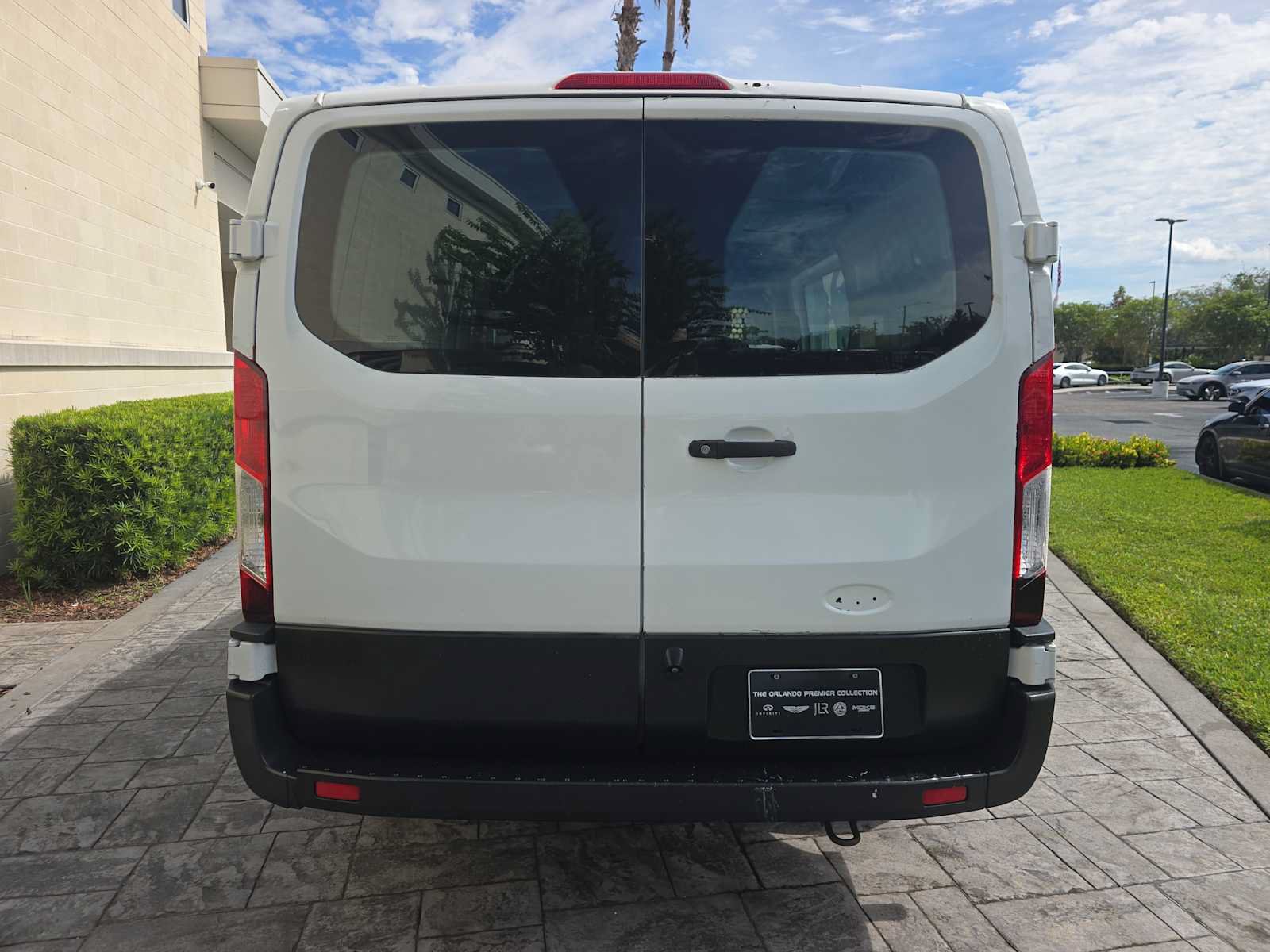 Used 2020 Ford Transit 250 Low Roof w/ Exterior Upgrade Package RWD image 5