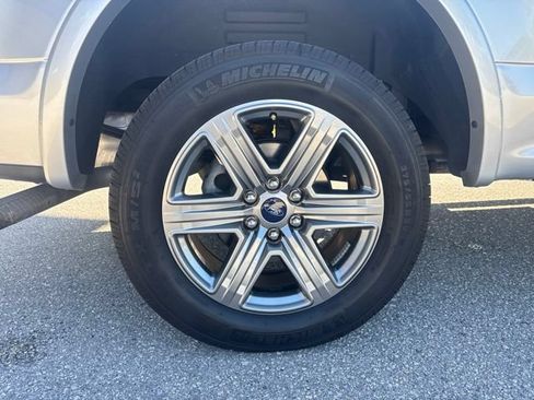 Used 2019 Ford F150 XLT w/ Equipment Group 302A Luxury RWD image 16