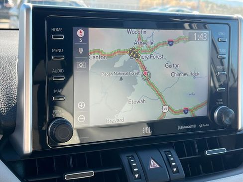 Used 2019 Toyota RAV4 Limited image 13