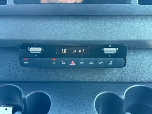 Used 2021 Mercedes-Benz Sprinter 2500 w/ Driver Convenience Package image 19