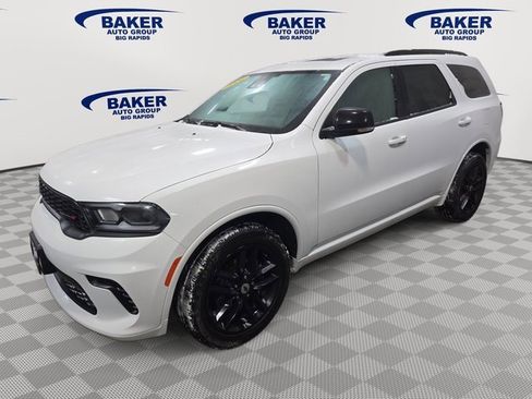Used 2024 Dodge Durango GT image 3