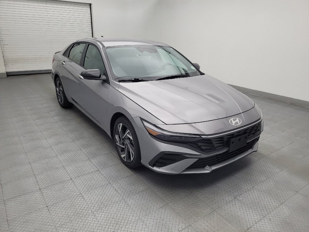 Used 2025 Hyundai Elantra Sport FWD image 13