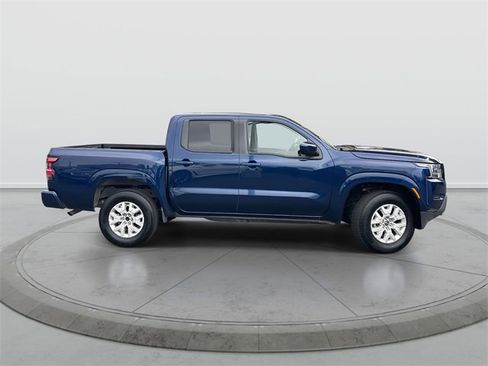 Certified 2023 Nissan Frontier SV image 3