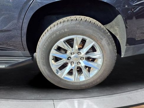 Used 2022 Chevrolet Tahoe Premier AWD/4WD image 17