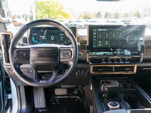 New 2025 GMC Hummer EV 3X image 16