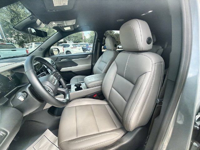 Certified 2026 GMC Acadia Elevation w/ Elevation Premium Package FWD image 18