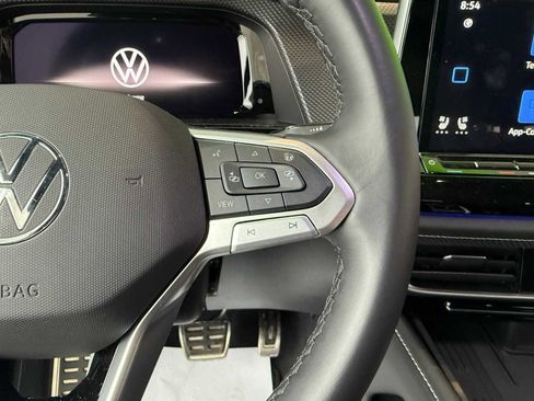 New 2026 Volkswagen Atlas Cross Sport SEL Premium R-Line AWD/4WD image 11