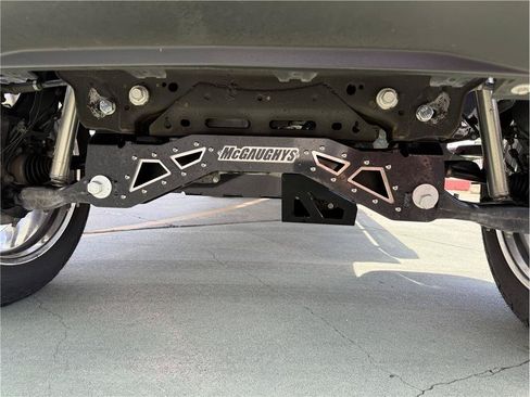Used 2019 Chevrolet Silverado 1500 LT Trail Boss AWD/4WD image 13