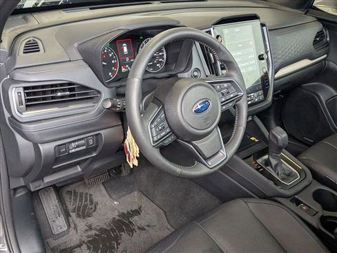 Used 2025 Subaru Forester Limited image 10