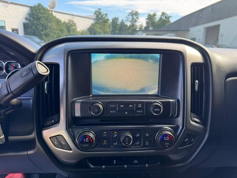 Used 2018 Chevrolet Silverado 1500 LT w/ All Star Edition AWD/4WD image 31