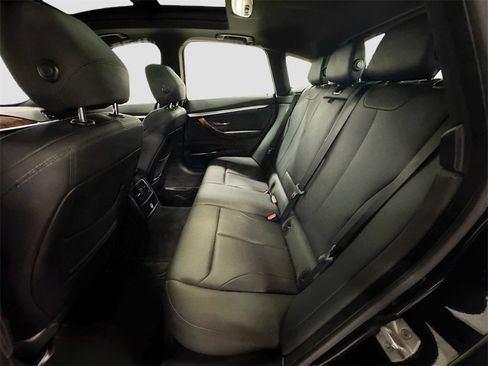 Used 2016 BMW 328i Gran Turismo xDrive image 29