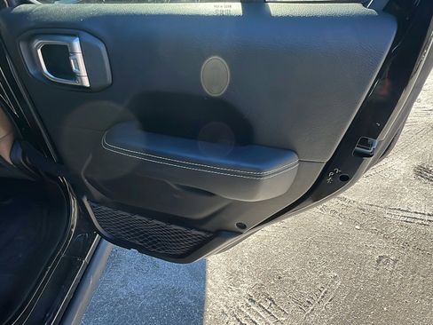 Used 2020 Jeep Wrangler Unlimited Rubicon image 20