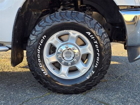 Used 2015 Ford F350 XLT image 9