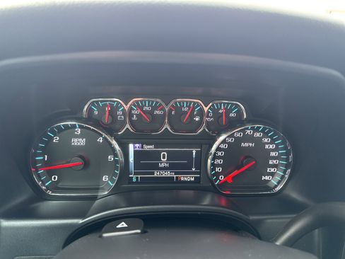 Used 2015 Chevrolet Silverado 1500 LT w/ LT Convenience Package image 19