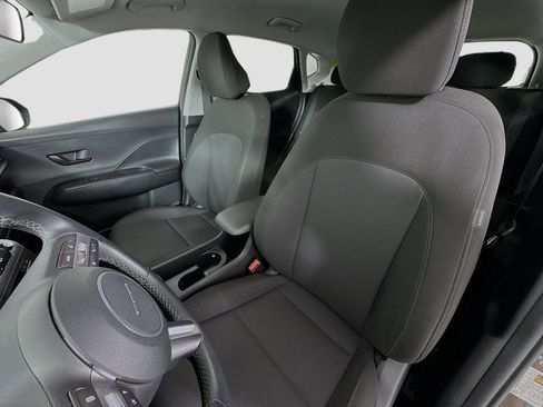 Certified 2025 Hyundai Kona SEL image 21
