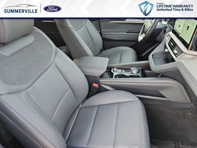 New 2026 Ford Explorer Active w/ Active Comfort Package RWD image 12