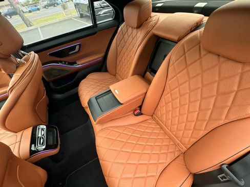 Certified 2023 Mercedes-Benz S 580e 4MATIC Sedan image 17