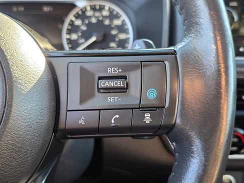 Used 2023 Nissan Rogue SL w/ SL Premium Package FWD image 30