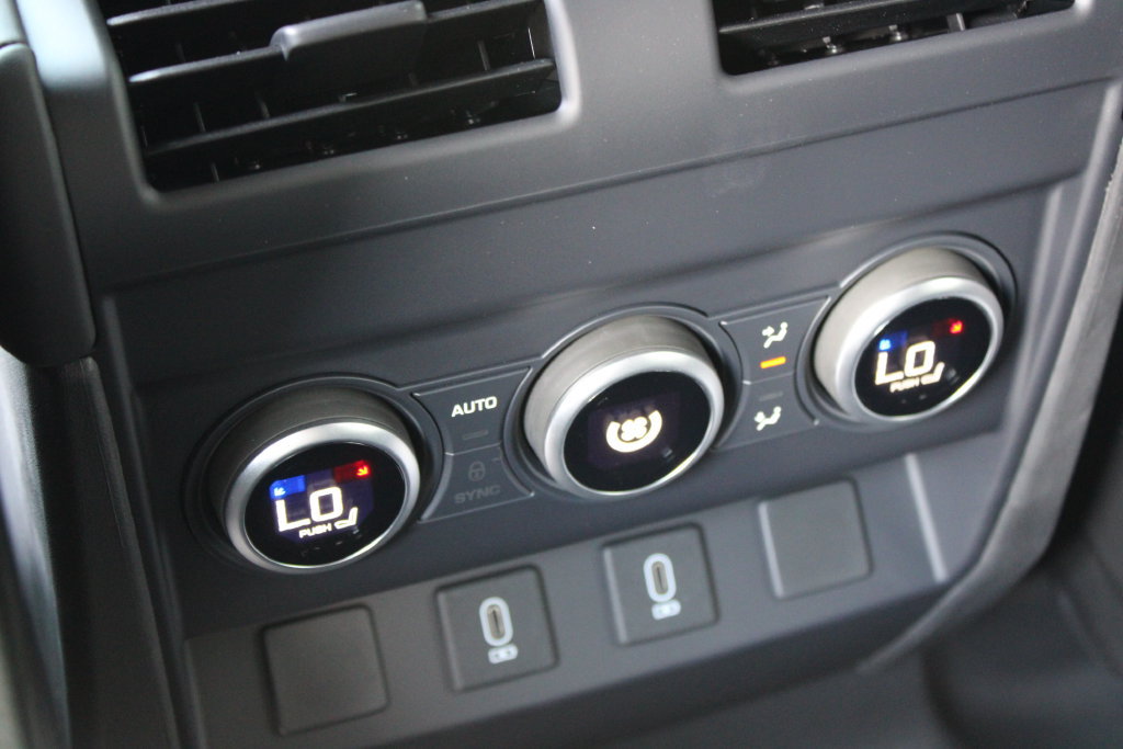 New 2026 Land Rover Defender 110 S AWD/4WD image 11