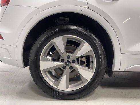 Used 2023 Audi Q5 2.0T Premium AWD/4WD image 15