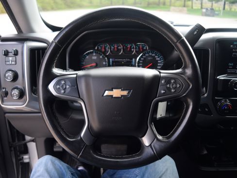 Used 2018 Chevrolet Silverado 1500 LT w/ All Star Edition image 4