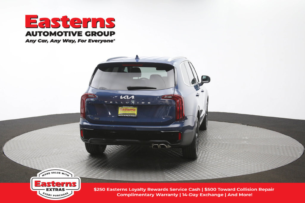 Used 2025 Kia Telluride S FWD image 41